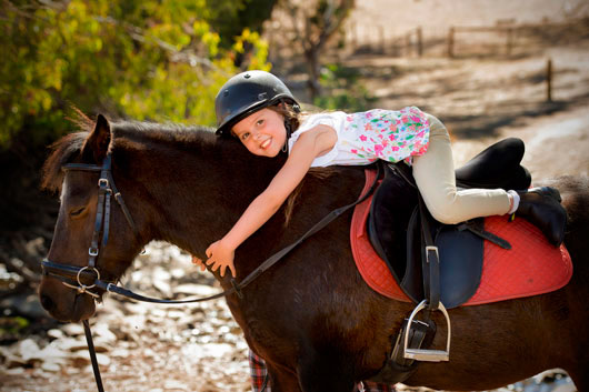 Horseback-Riding-Lessons-with-Mom-MainPhoto