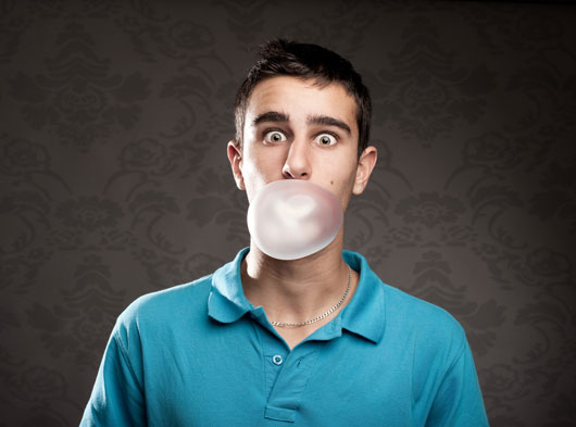 You Will Stop Chewing Gum When You Read These 7 Reasons 5 And 7 Will