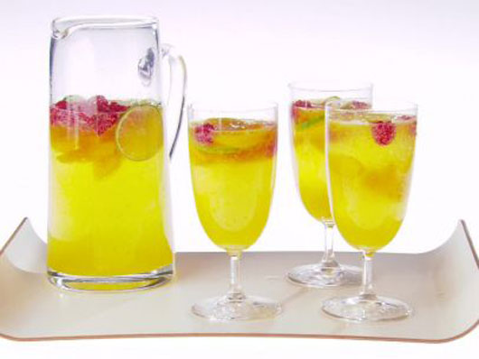 Summer-Elixir-8-Sangria-Recipe-Ideas-to-Sip-on-All-Season-Photo6