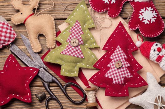 DIY-Xmas-Ornaments--to-Make-with-Your-Kids-MainPhoto
