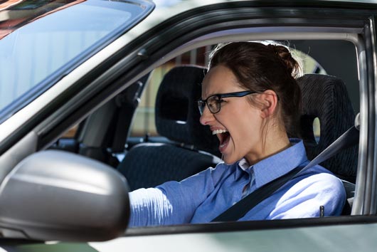 Aggressive-Driving-How-to-Wrangle-Your-Road-Rage-Once-and-For-All-MainPhoto
