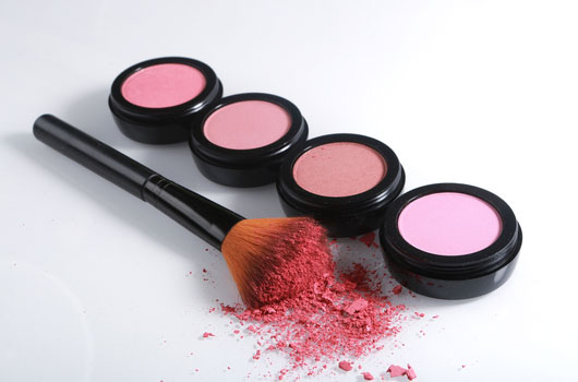 Key-Tips-on-Choosing-the-Right-Blush-Color-for-Your-Skin-Photo05