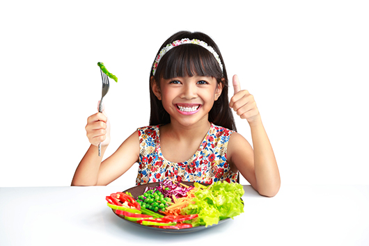Cómo ayudar a tus hijos a comer más verduras-MainPhoto