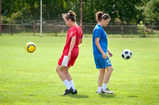 10 razones por las que las chicas deberan jugar al fútbol-Foto10