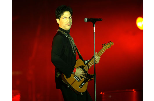 18-reasons-prince-will-forever-be-rock-royalty-photo5