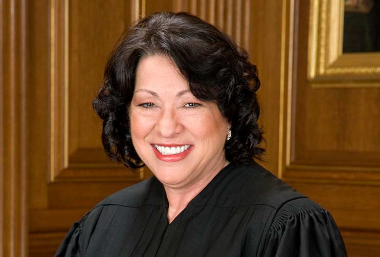 13-Life-Lessons-Every-Woman-can-Learn-from-Sonia-Sotomayor-MainPhoto