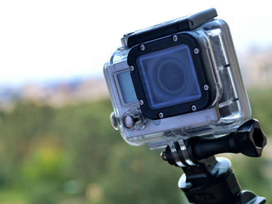 Gadget-Alert-15-Reasons-why-Everyone-Wants-(or-Has)-a-Go-Pro-Camera-photo2