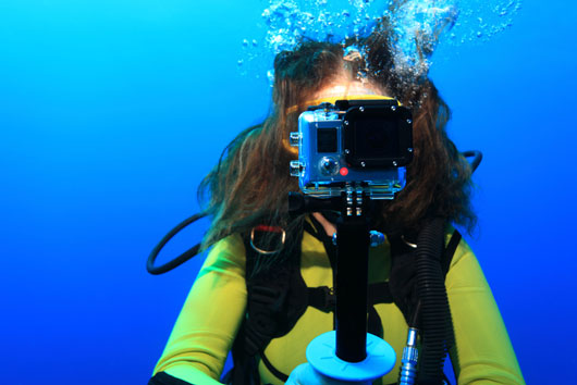 Gadget-Alert-15-Reasons-why-Everyone-Wants-(or-Has)-a-Go-Pro-Camera-photo6