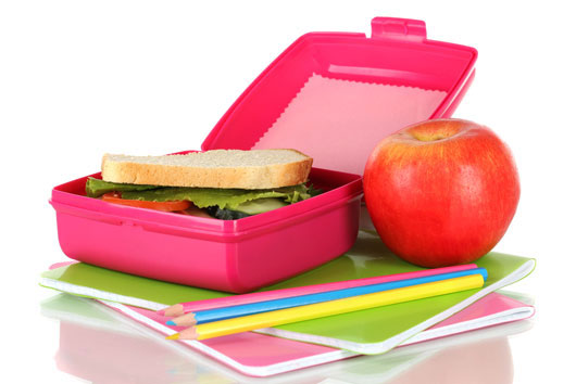Misión-nutrición-Cómo-asegurar-que-tu-hijo-como-un-lunch-saludable-en-la-escuela-Photo2