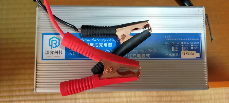 スマホの電池切れを即解決！街中で充電器を借りる最新完全ガイド