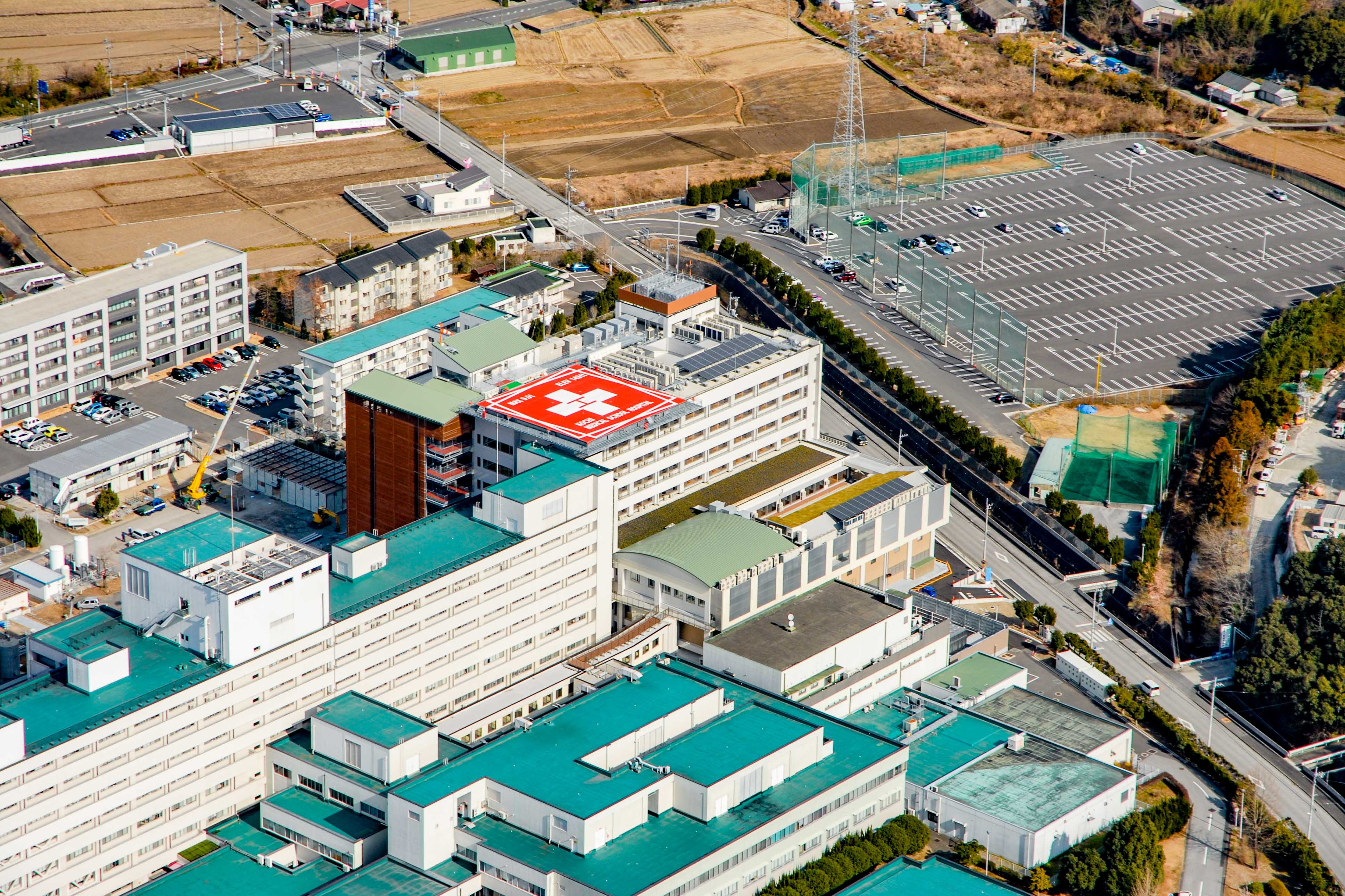 【2026年現場ルポ】過疎と高齢化の壁をぶち破る「四国の医療砦」——高知大学医学部附属病院が挑む次世代Dxと巨大地震対策の最前線