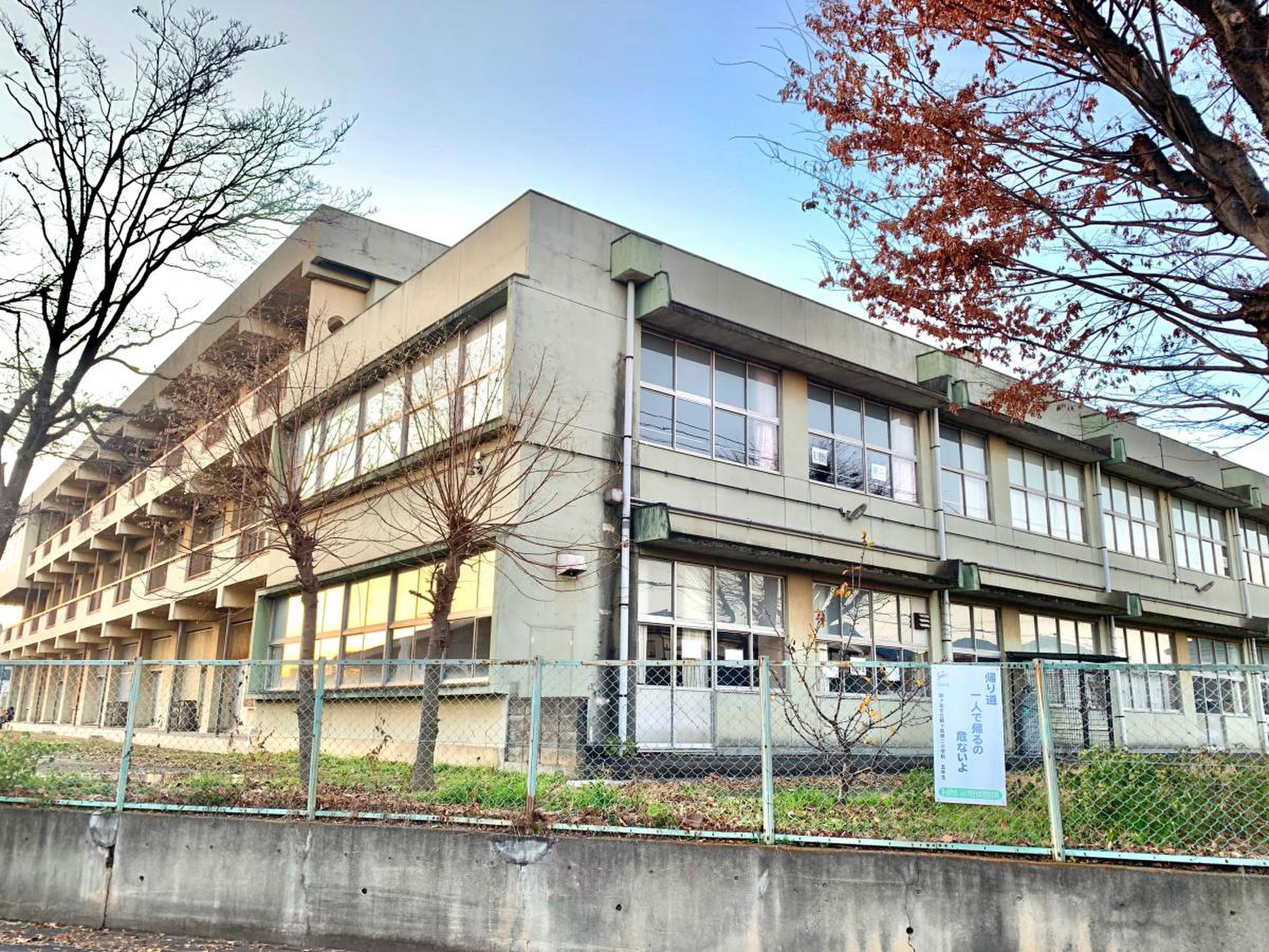 鶴ヶ島第二小学校の評判と学区を解説！児童数や進学先と住みやすさの真相