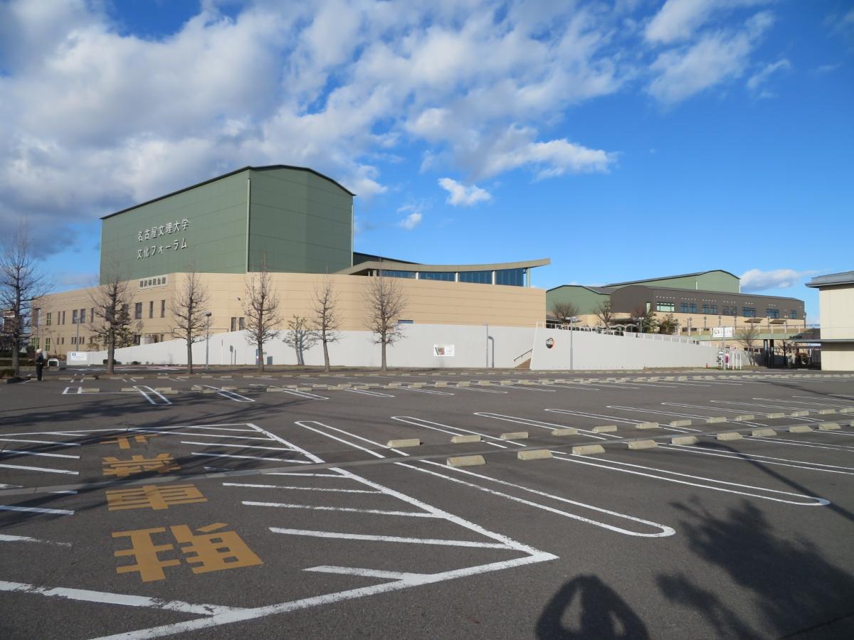 名古屋文理大学文化フォーラム完全攻略！座席の死角と混雑回避術