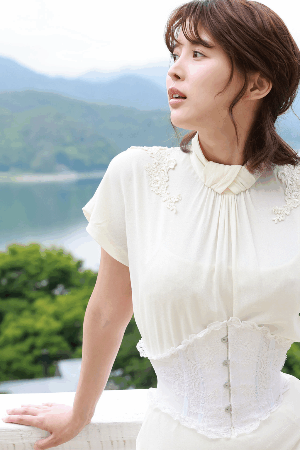 葵つかさ最新写真集が遂に解禁！息をのむ美と独占未公開カット