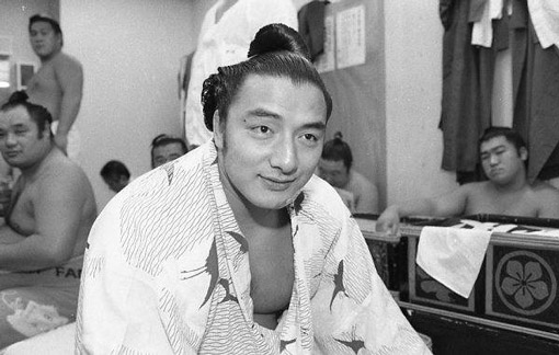 寺尾常史（錣山親方）の生涯と死因｜愛弟子・阿炎へ託した土俵の魂