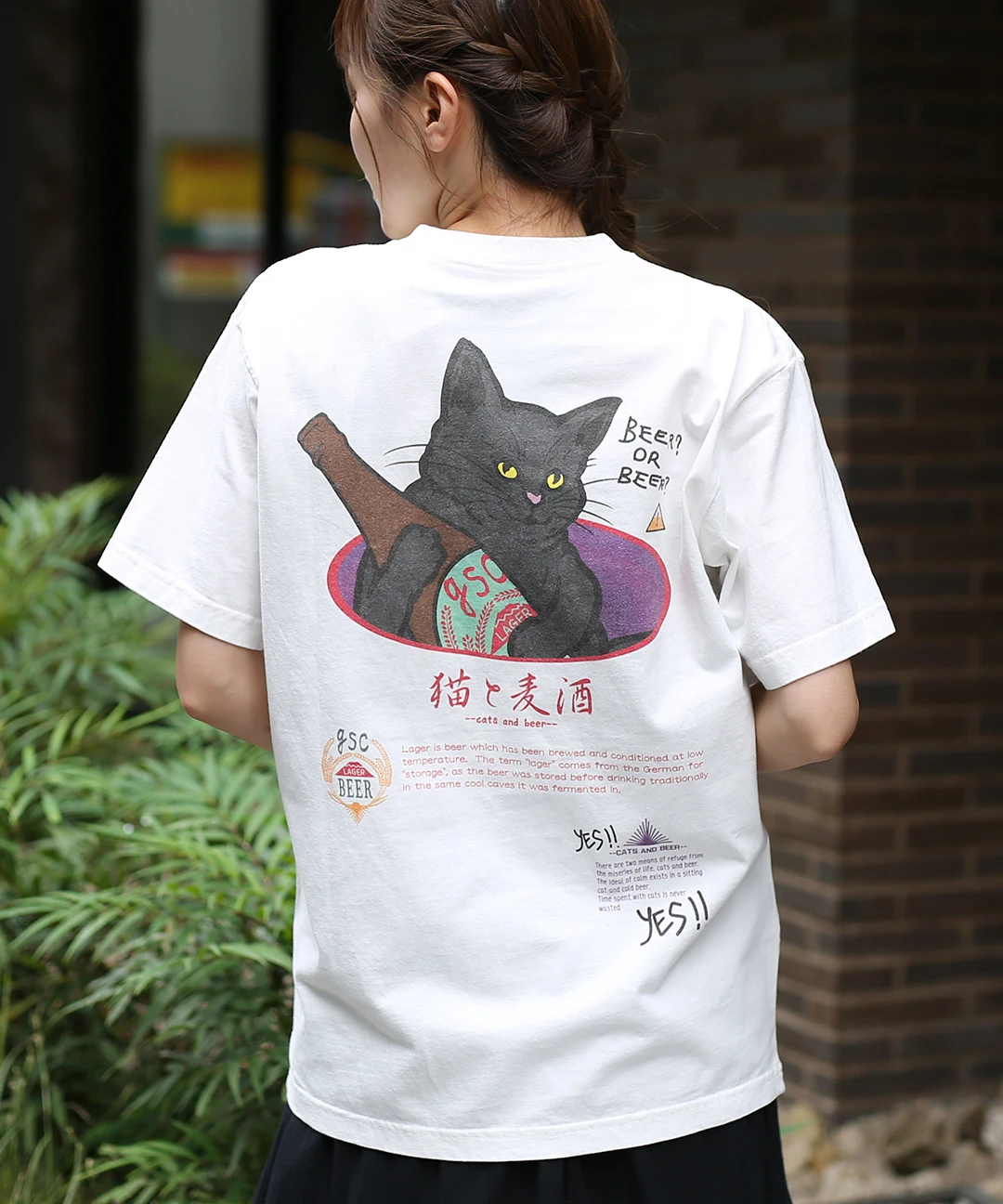 なぜ猫Tシャツが空前の大ブーム？2026年最新トレンドと大人のおしゃれ着こなし術
