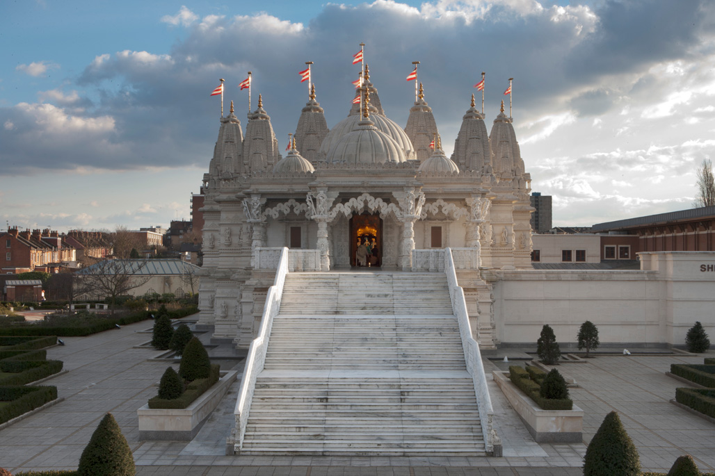 Baps Shri Swaminarayan Mandir London Photos
