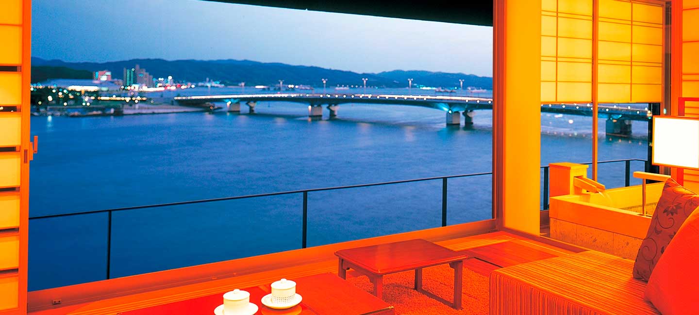 松江しんじ湖温泉の絶景宿と名湯を徹底解剖！夕日と鯛めしの贅沢旅
