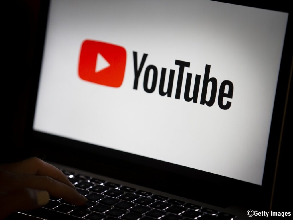 Youtubeループ再生のやり方徹底解説！リピートできない原因と解決策