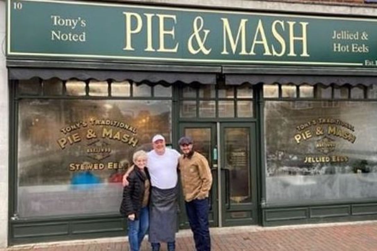 Tony's Pie and Mash Waltham Abbey