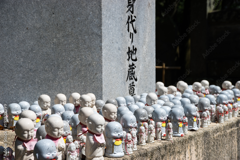 身代わり地蔵尊のご利益と噂の真相｜病気平癒を導く正しい参拝と名所