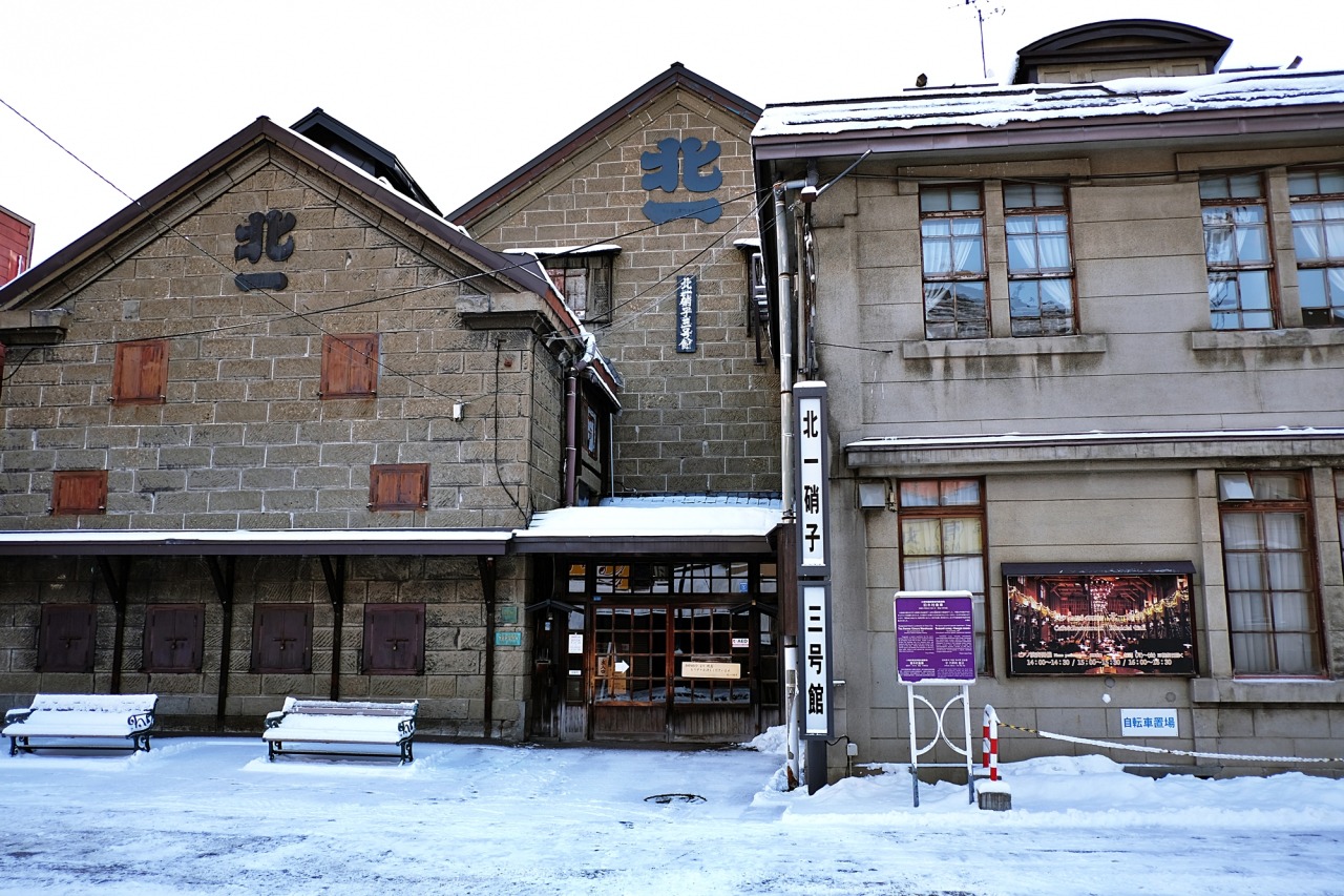 167個のランプ点灯時間はいつ？小樽「北一硝子三号館」見どころ徹底解説