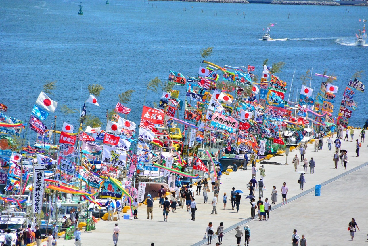 【2026最新】塩釜みなと祭りの花火穴場はどこ？海上渡御と混雑回避を徹底解説