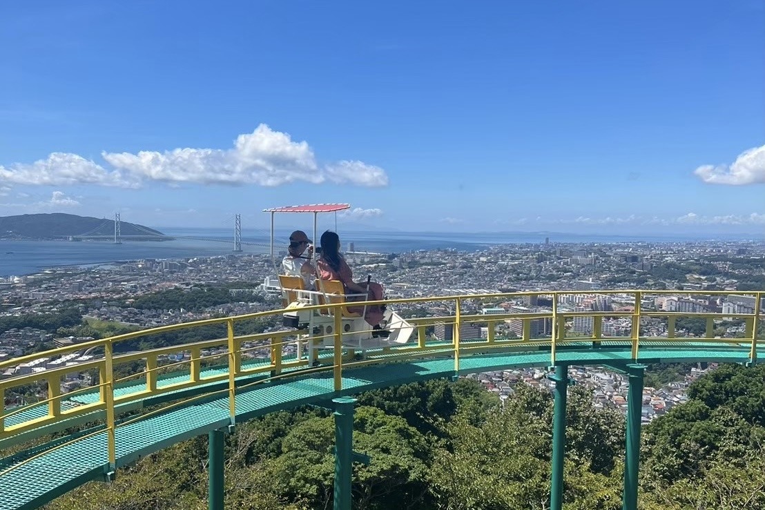 なぜ須磨浦山上遊園が再燃？日本一乗り心地が悪いカーレーターの真相