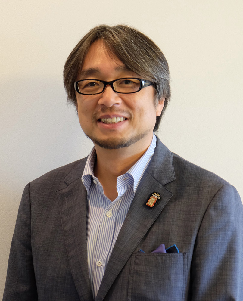 小山薫堂の現在と年収の真相！くまモン誕生秘話から家族まで徹底解剖