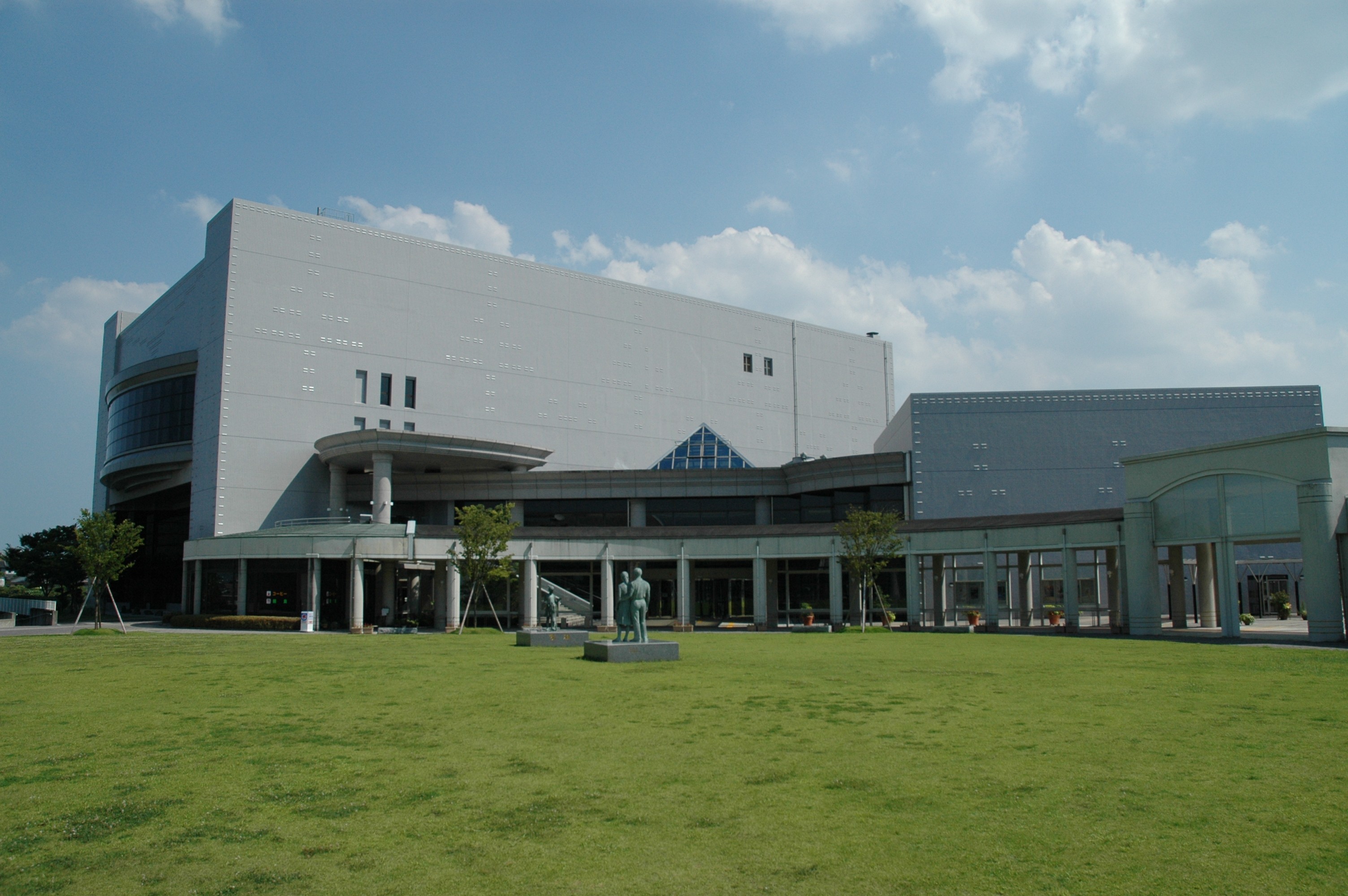 宮崎市民文化ホールの座席表と見え方！混雑回避と2026キャパ解説