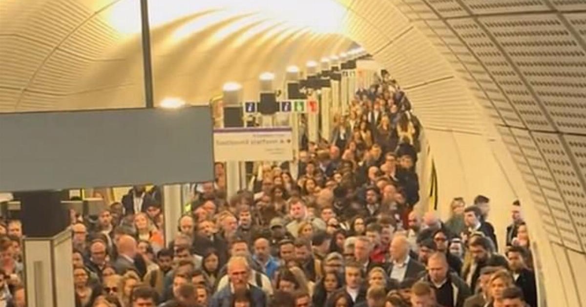 Is the Elizabeth Line Affected by Tube Strikes