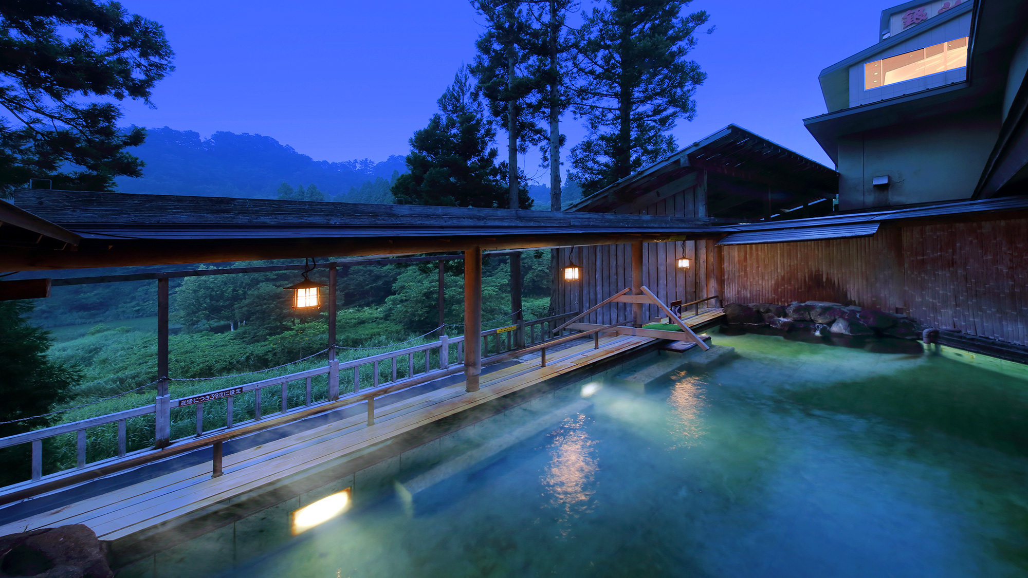 銀山温泉・銀山荘が愛される理由とは？客室露天や予約のコツを徹底解剖