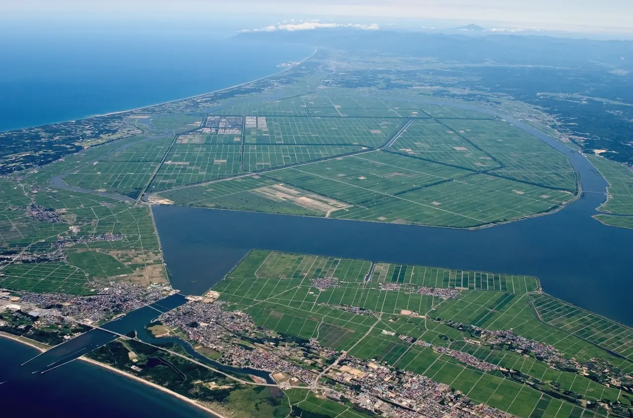 日本第2位の湖はなぜ消えた？八郎潟干拓の全貌と大潟村の今【2026】