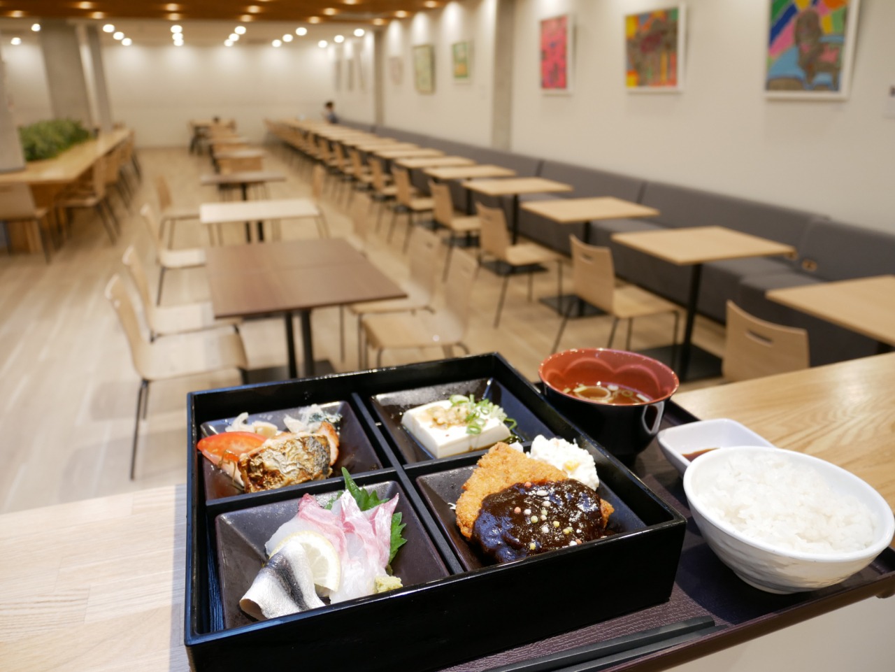 岡山県庁食堂は一般利用可能？2026年最新メニューと評判を徹底解剖