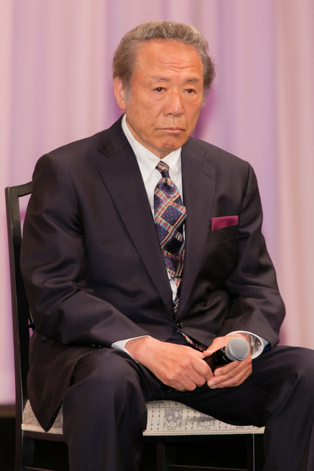 画面から消えた名優・小林稔侍の現在地、息子・健との絆と健康の真実