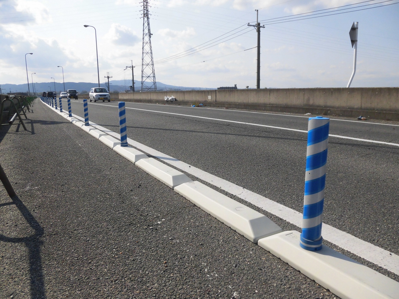中央分離帯が劇的進化？Aiと脱炭素で変わる日本の道路空間【2026年最新】