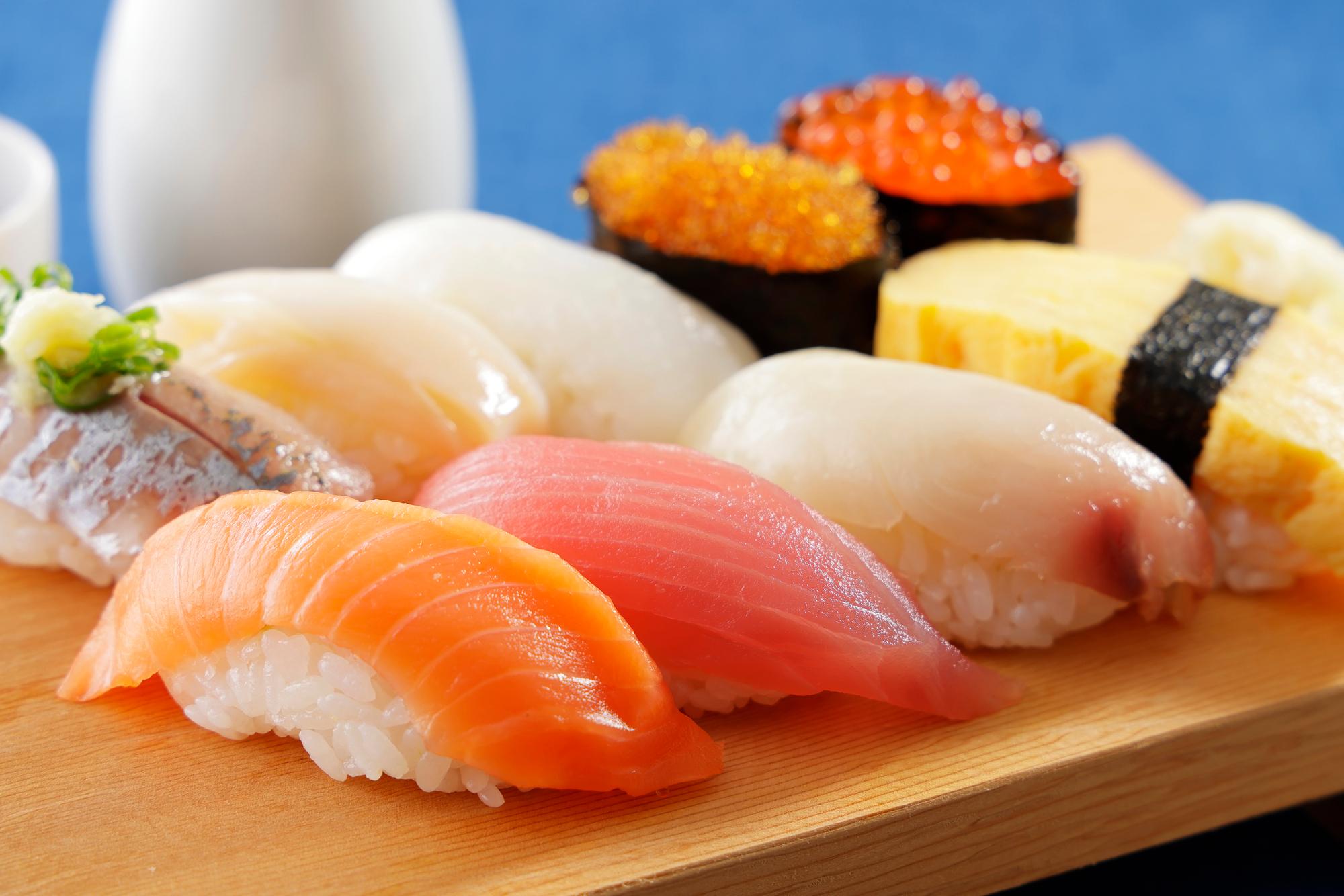 2026年、世界が再び熱狂する「寿司だ」——先端テクノロジーと伝統の融合が生んだ食文化の最新進化論