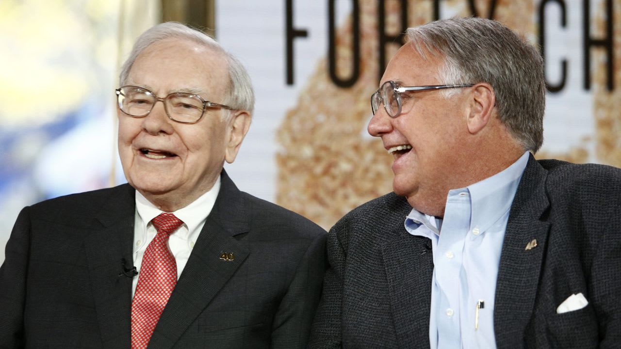 Why Did Warren Buffett Choose His Son as Chairman? the Answer Isn't What You Think