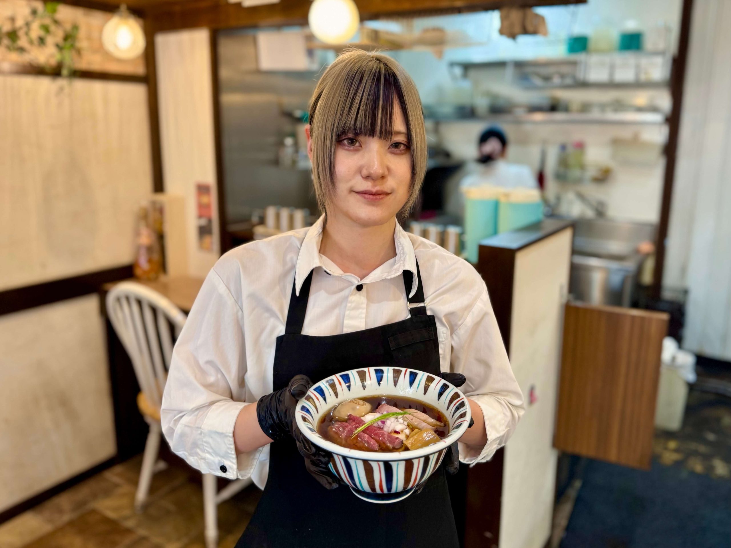 名店「えびそば緋彩」の真実！行列・整理券と濃厚海老の一杯を徹底解剖