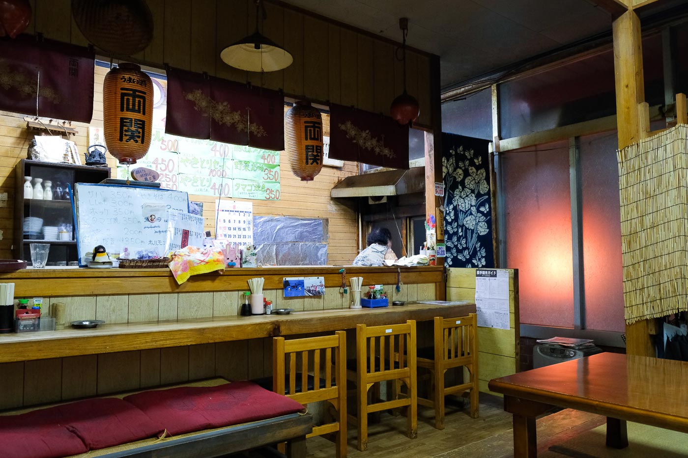 話題の「焼鶏館」徹底解剖！絶品串の魅力と予約・混雑回避の決定版