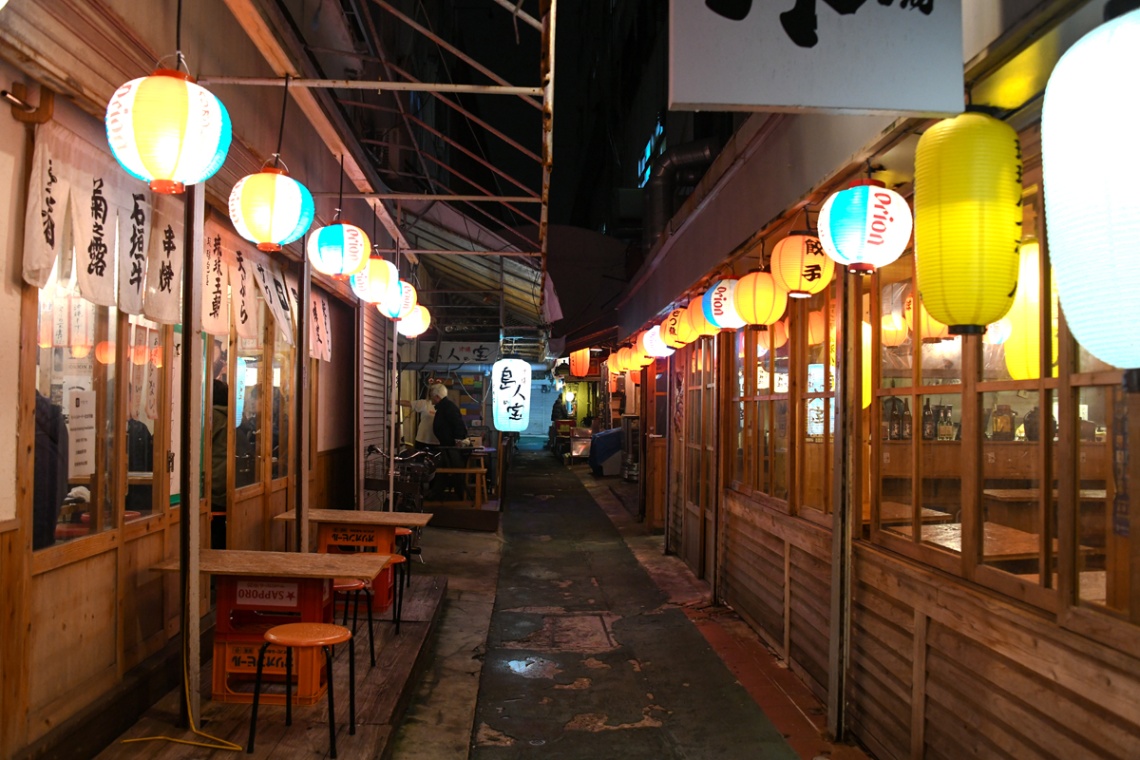 【2026年最新】那覇せんべろ最強の穴場はどこ？酒3杯＋料理で1000円の真相
