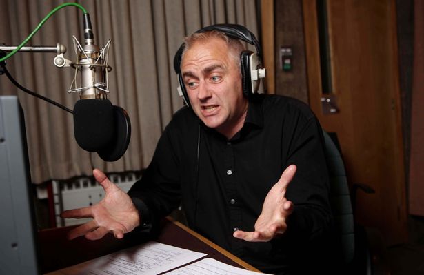 Commentator for Come Dine with Me