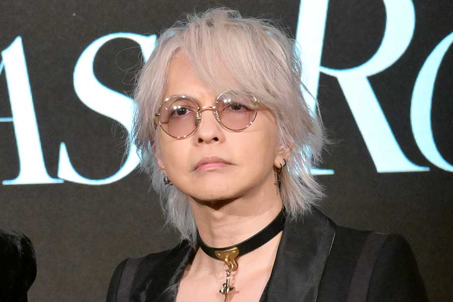 Hydeの奇跡の美貌と実年齢の真相！世界を魅了する若さの理由