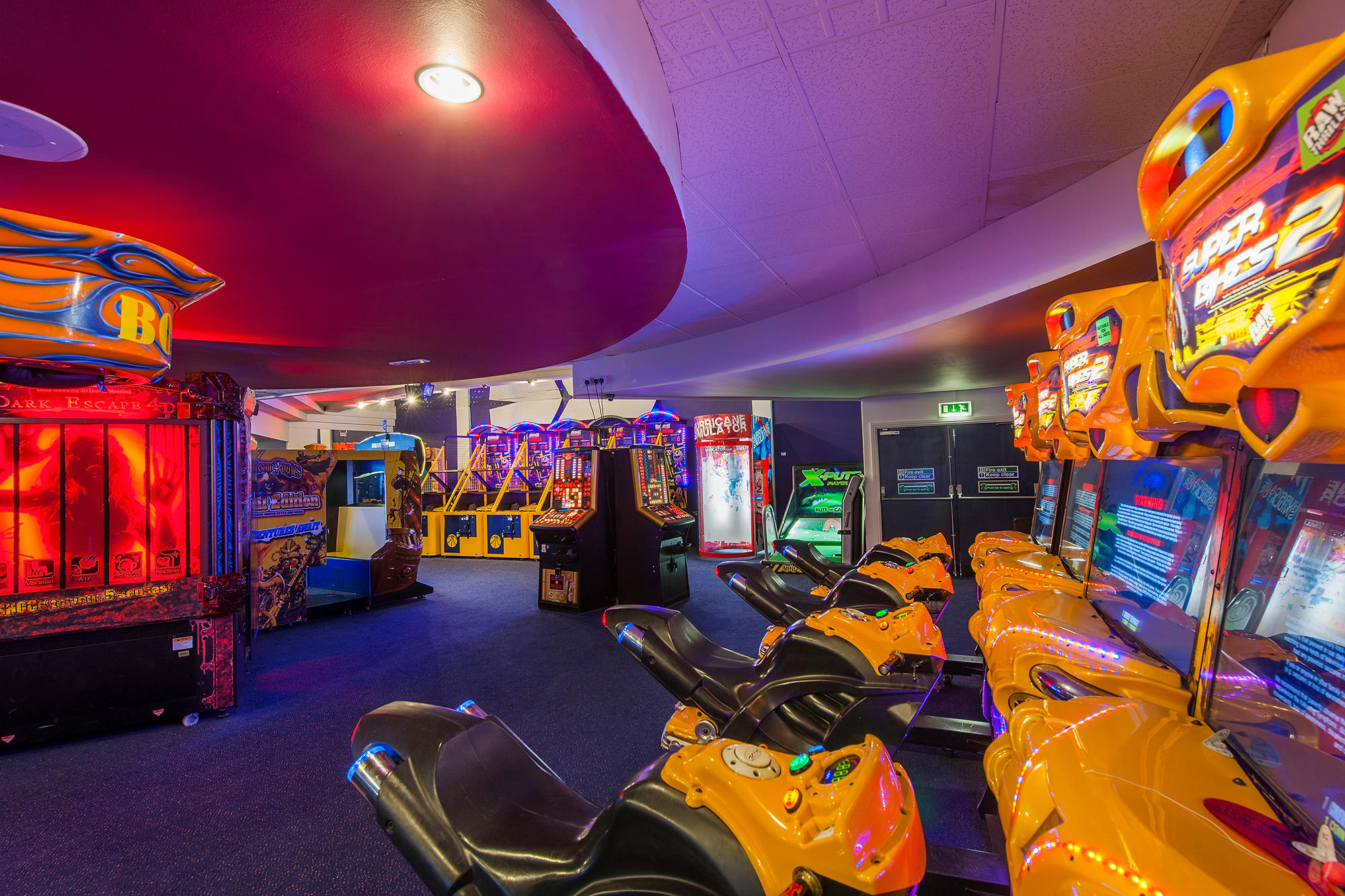 Royale Leisure Park Western Ave London W3 0Pa