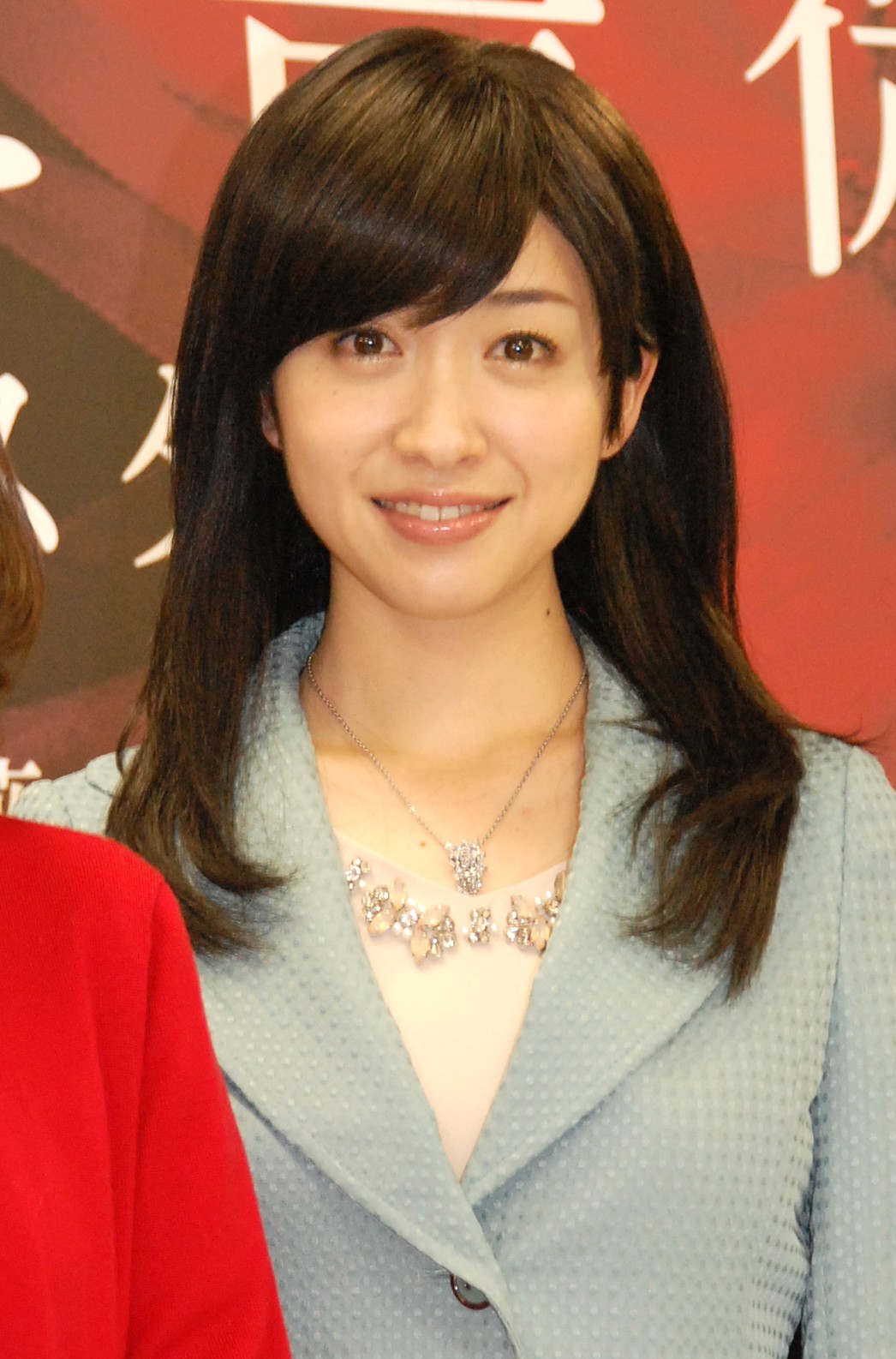 ケンミンShowはるみ役の黛英里佳の現在！降板理由と結婚・子供の今