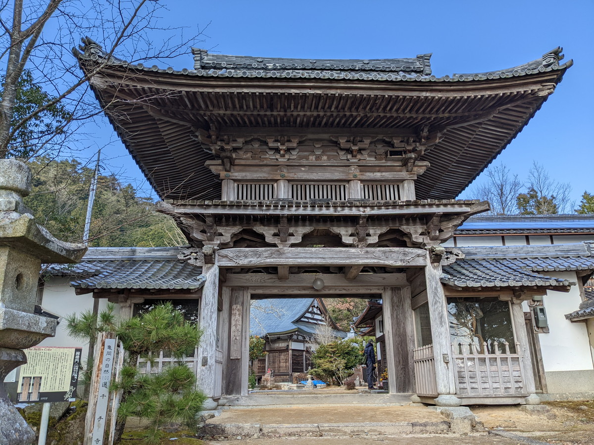 京都・亀岡の秘刹「獨鈷抛山千手寺」の伝説と御利益を徹底解剖