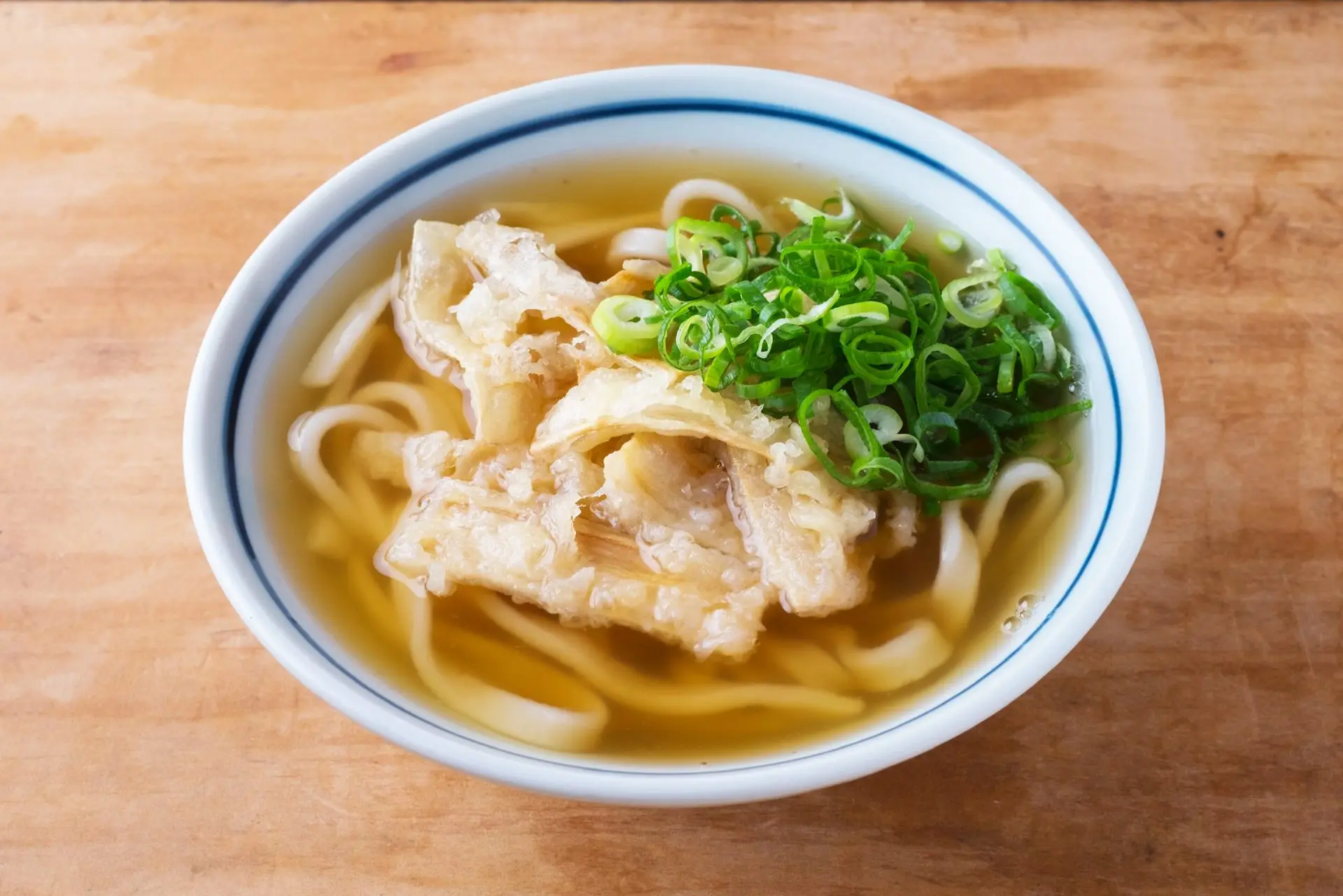 かろのうろん撮影禁止の真相は？博多最古の味と名物ごぼう天の魅力を解剖