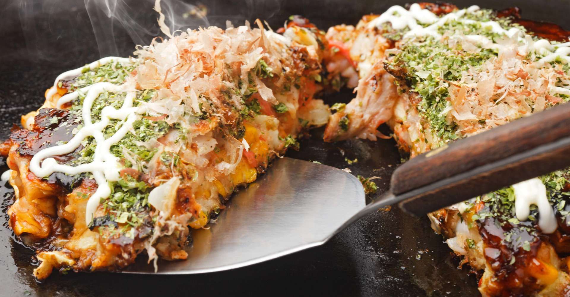 浅草もんじゃ焼き名店と穴場｜月島との違いと行列の真相【2026最新】
