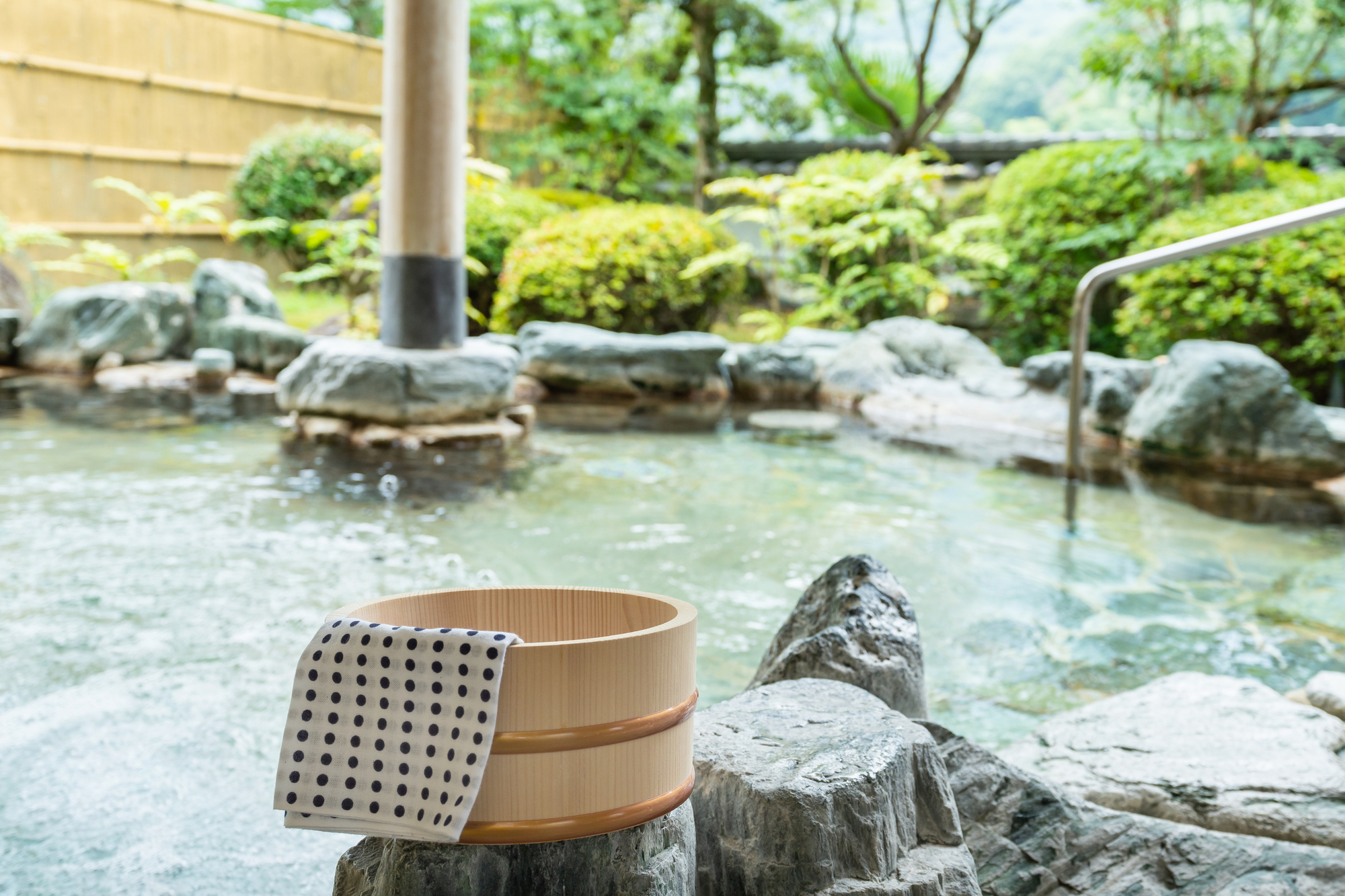 神奈川の日帰り温泉おすすめ20選！貸切露天や穴場名湯を徹底比較