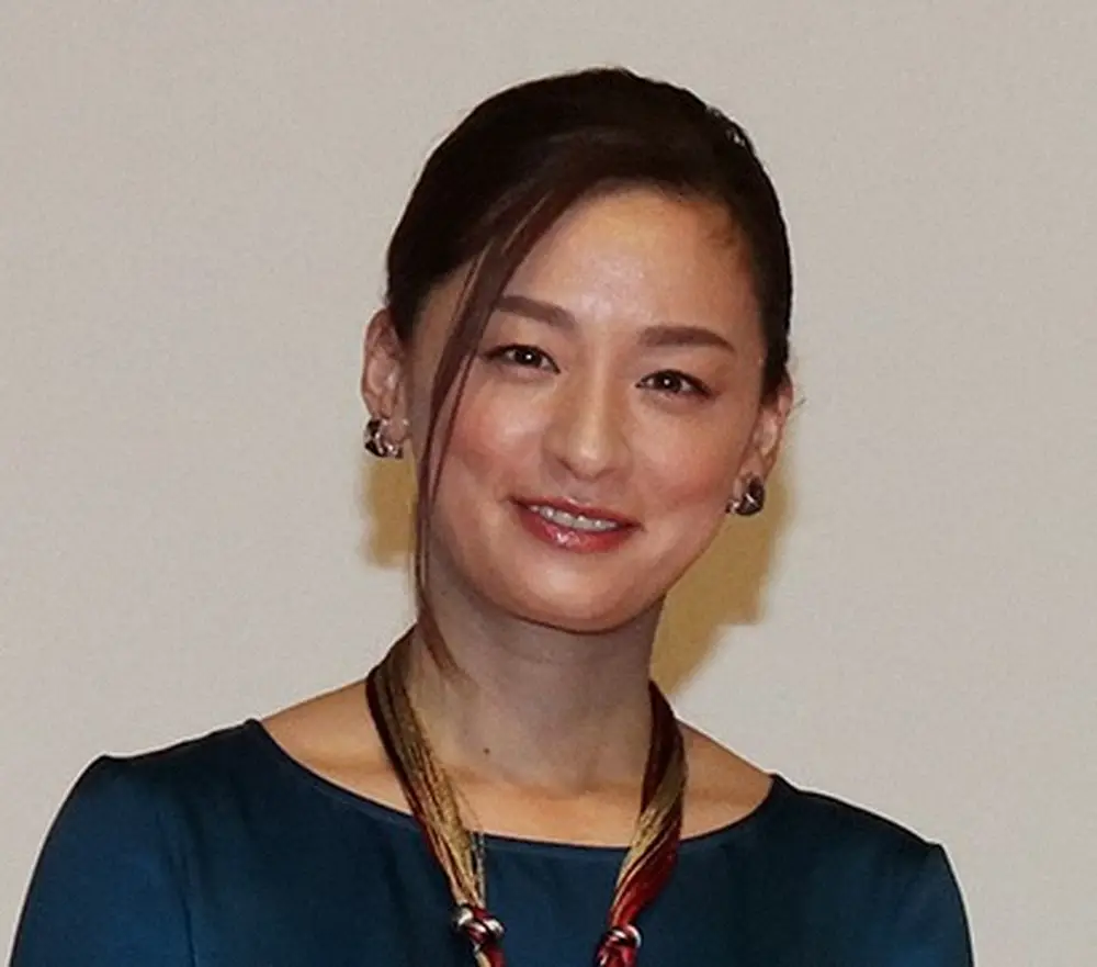 尾野真千子の現在｜沖縄移住と再婚夫の素顔、最新出演作まで徹底追跡